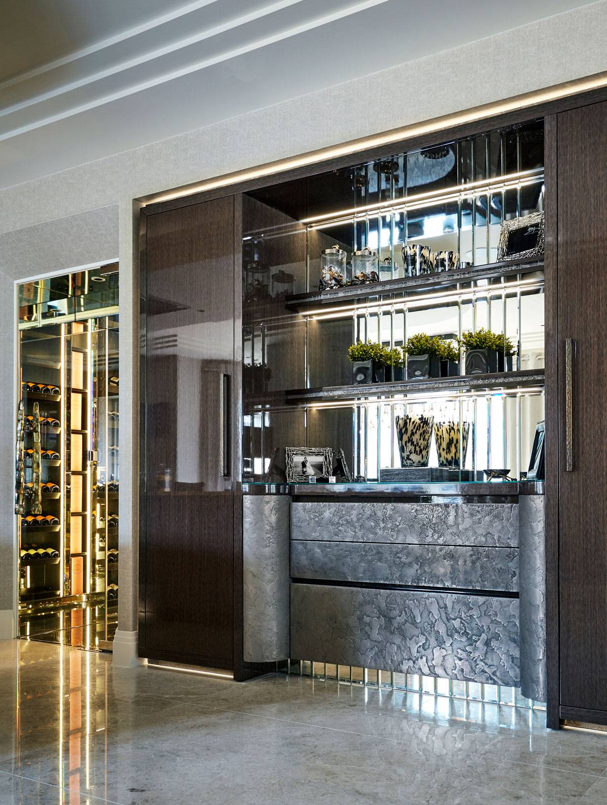 10 Bespoke Luxury Kitchen Ideas for 2025 - From Expert Designers